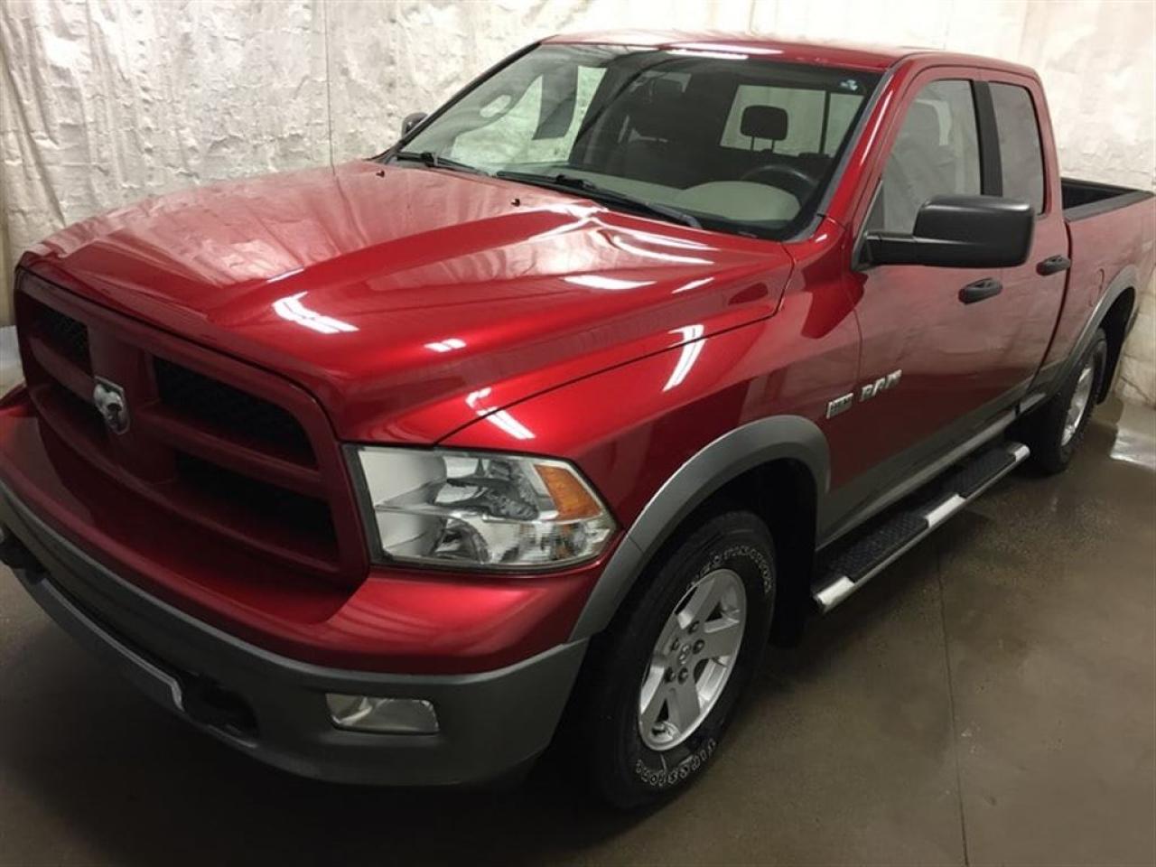 Used 2010 Dodge Ram 1500 SLT/Sport/TRX for sale in Québec, QC