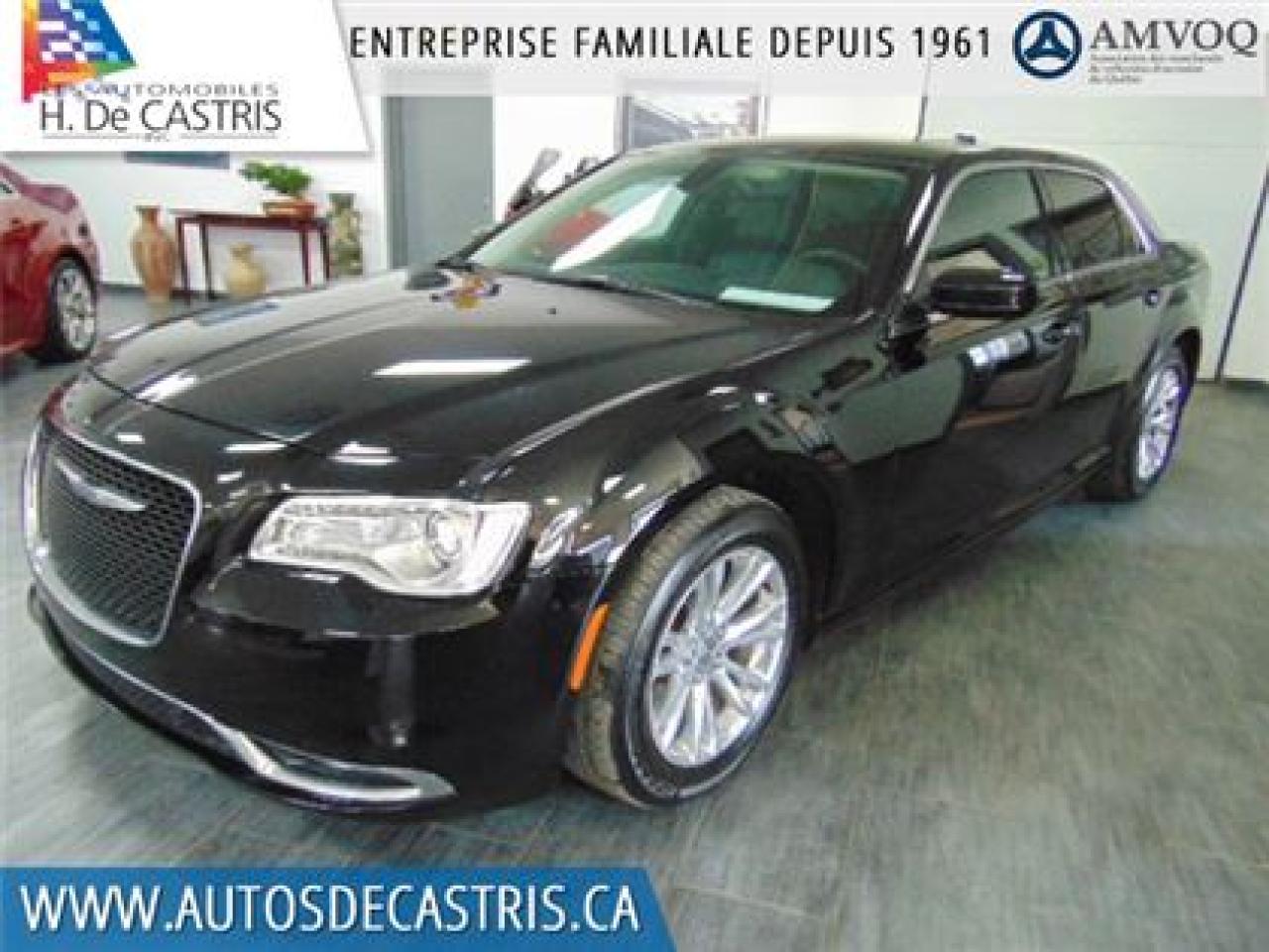 Used 2015 Chrysler 300 Touring Cuir, Navi for sale in Châteauguay, QC