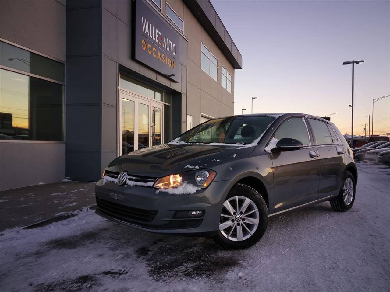 <a href=https://www.valleeauto.com/occasion/Volkswagen-Golf-2015.html>https://www.valleeauto.com/occasion/Volkswagen-Golf-2015.html</a>

AUCUN FRAIS CACHÉ, AUCUNE SURPRISE, VOUS PAYEZ LE PRIX AFFICHÉ!!!!  VOLKSWAGEN GOLF TDI, 2015, AUTOMATIQUE**UN SEUL PROPRIÉTAIRE, JAMAIS ACCIDENTÉ( Rapport CarProof à lappui). A/C, mags 15, sièges chauffants, cruise control, bluetooth, volant ajustable et télescopique multi-fonctions, ordinateur de bord, lecteur CD, radio satellite+am/fm, prise Ipod, écran tactile, phares à brume, vitres et portes électriques, et bien plus!!!!  Nous sommes concessionnaire Volkswagen depuis 1959 et tous nos véhicules sont inspectés ET réparés par nos techniciens formés par Volkswagen avant la mise en vente. Le véhicule est éligible à une garantie certifié Pur Volkswagen de 2 ans ou 40,000 km incluant lassistance routière. Achetez en toute tranquillité desprit. Livraison partout en province. Financement à taux avantageux sur place!
