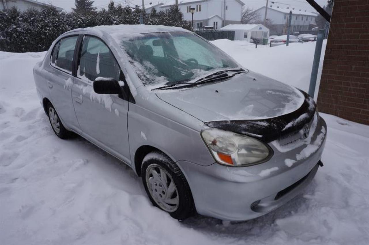 Used 2005 Toyota Echo 4DR SDN NEGOCIABLE for sale in Mascouche, QC