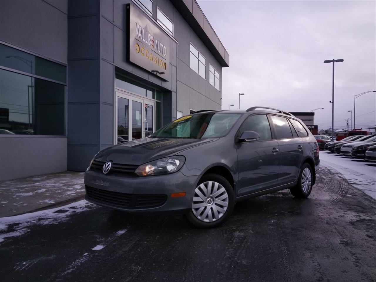Used 2011 Volkswagen Golf 2.5l Trendline for sale in St-Georges, QC