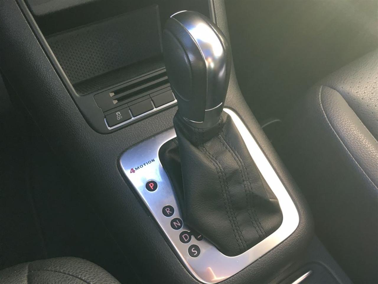 658212