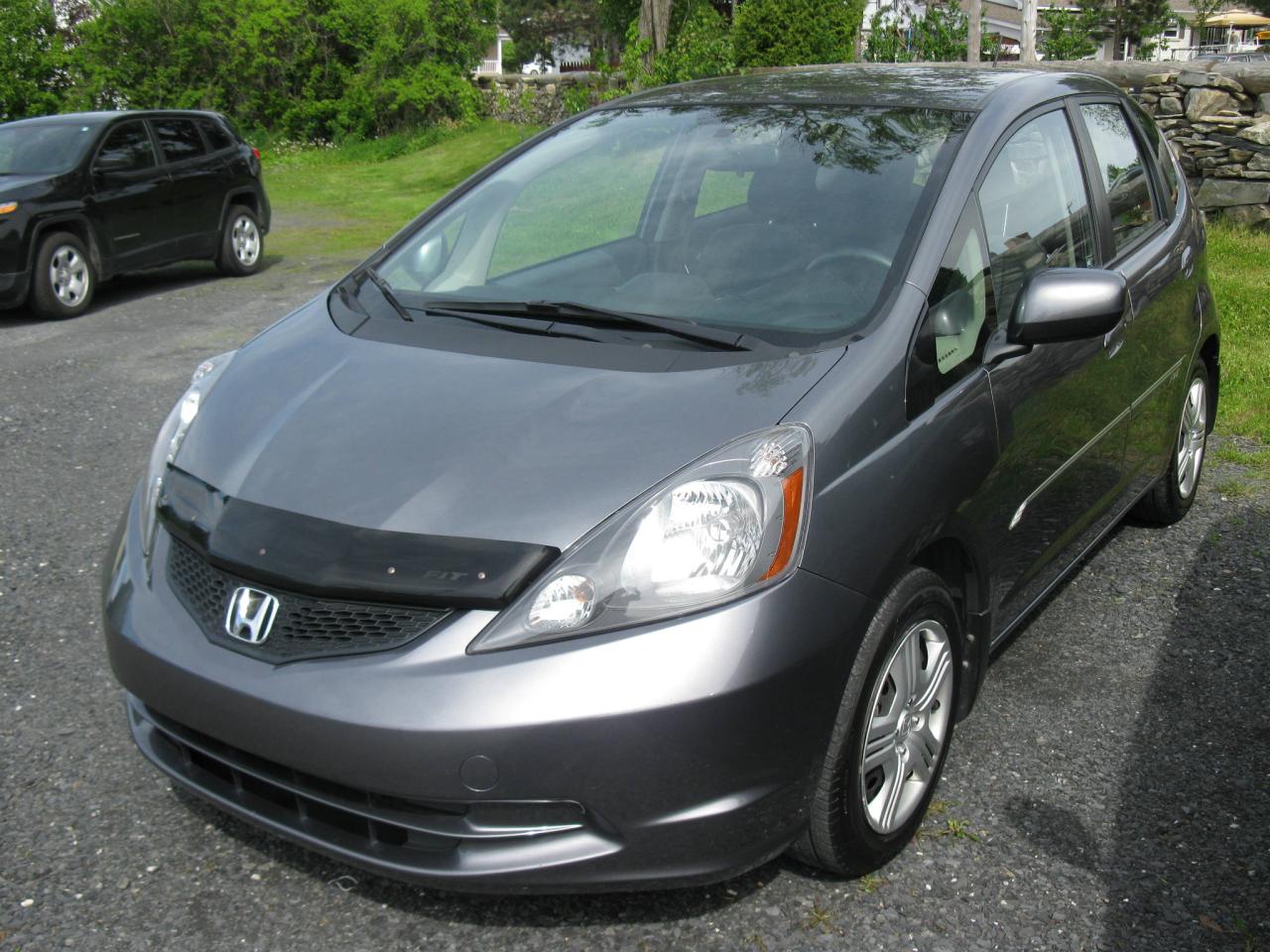 Used 2014 Honda Fit Hayon 5 portes, boîte automatique, LX for sale in St-Martin, QC