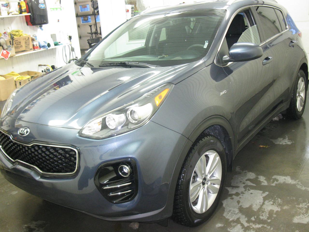 Used 2017 Kia Sportage LX 4 portes TI for sale in St-Martin, QC
