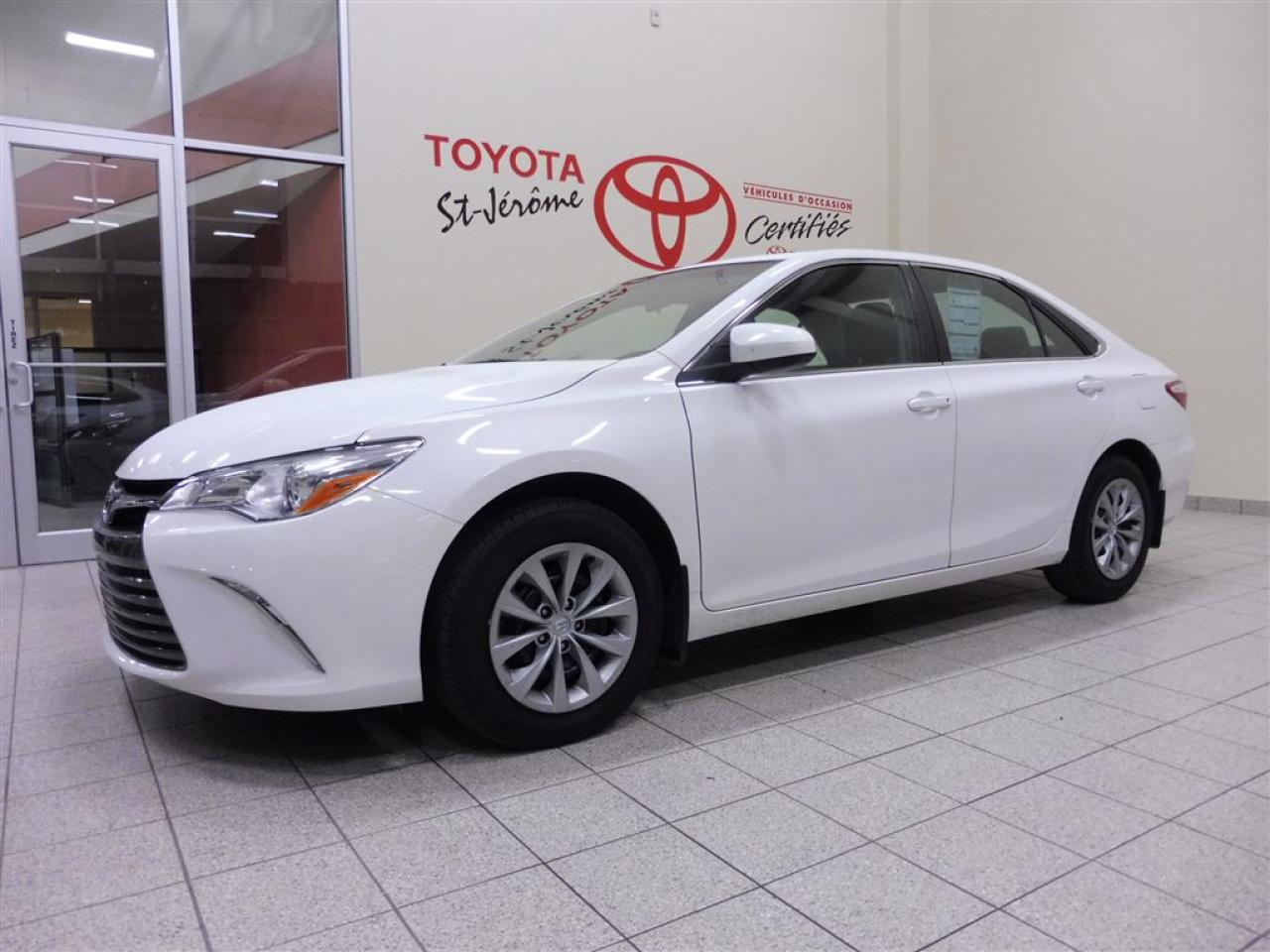Used 2015 Toyota Camry A/C for sale in Mirabel, QC