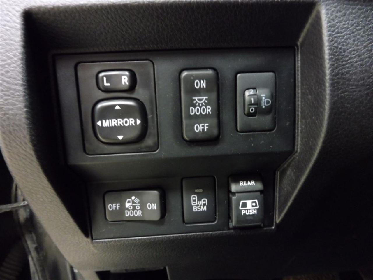 658271