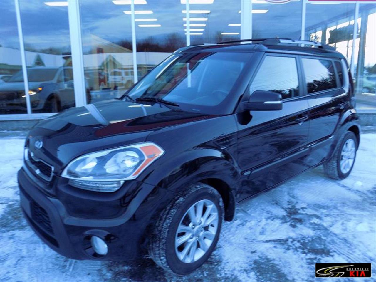 <a href=https://www.autoaubaine.com/Kia-Soul-c6989636.html>https://www.autoaubaine.com/Kia-Soul-c6989636.html</a>

Kia Soul 5dr Wgn 2013\n\nRégulateur de vitesse, Servo-direction, Essuie-glaces intermittents, Freins ABS, Contrôle de stabilité, Serrure à sécurité pour enfants, Lecteur CD, Lecteur MP3, Miroirs chauffants, Miroirs électriques, Portes électriques, Vitres électriques, Air climatisé, Commandes audio au volant, Sièges chauffants, Volant ajustable, Vitres teintées, Radio satellite, Ordinateur de bord, Radio AM/FM, Coussins gonflables arrière pour la tête, Coussins gonflables latéraux pour la tête, Miroir vanité conducteur illuminé, Sièges tissu, Antivol, Antipatinage, Phares antibrouillards, Sièges baquets\n\n
