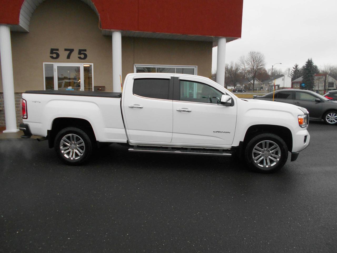 <a href=https://www.dlautos.com/occasion/GMC-Canyon-2015.html>https://www.dlautos.com/occasion/GMC-Canyon-2015.html</a>

GMC CANYON SLT CREW CAB 4X4 BOITE DE 6.4 PIEDS, COMPLETEMENT ÉQUIPÉ, INTÉRIEURE EN CUIR, SIEGES CHAUFFANTS, GPS,CAMERA DE RECULE, DÉMARREUR A DISTANCE, TOILE SUR LA BOITE, MARCHE PIEDS, V6 3.6L. AVEC SEUELEMENT 44 500 KM. CAMION IMPÉCABLE UN SEUL PROPRIETAIRE, JAMAIS ACCIDENTÉ, RAPPORT CAR RPOOF INCLUS, BALANCE DE GARANTIE GM JUSQUAU 10-MAI-2018 OU 60 000 KM. COMPLET ET JUSQUAU 10-MAI-2020 OU 160 000 KM. SUR MOTOPROPULSEUR.