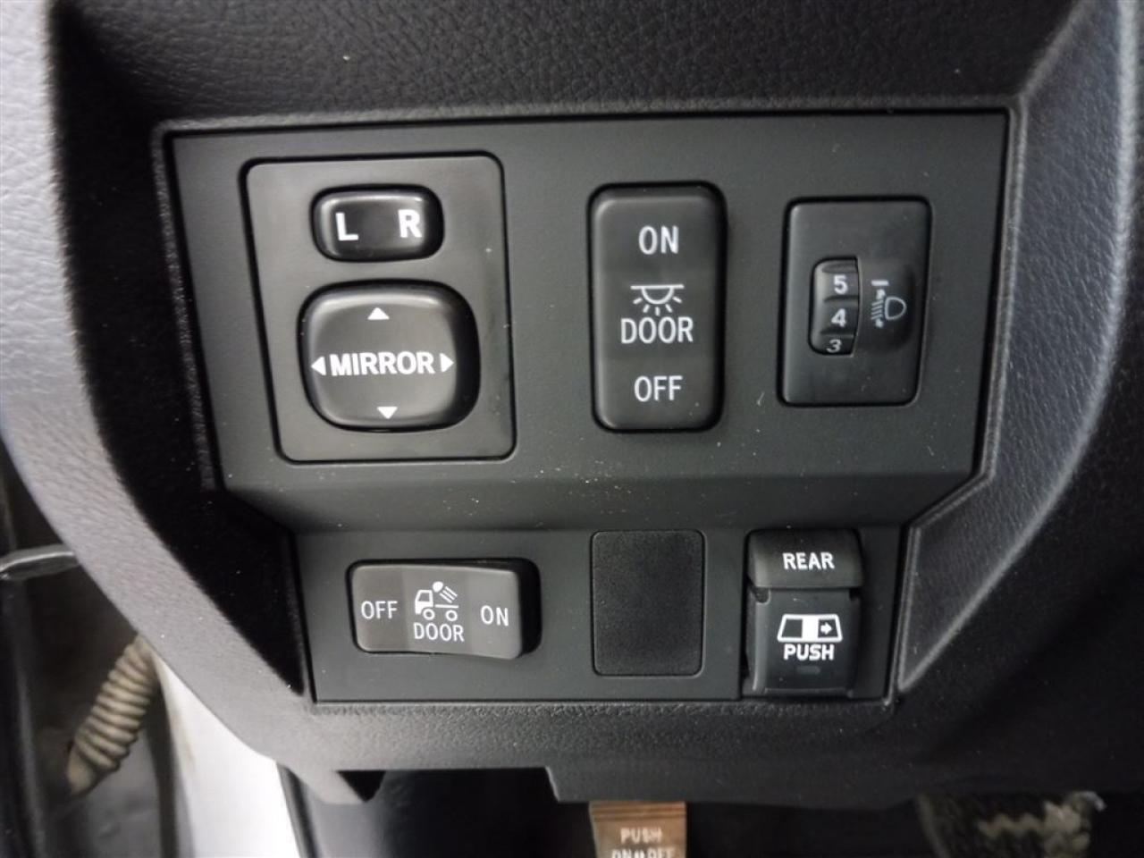 658321