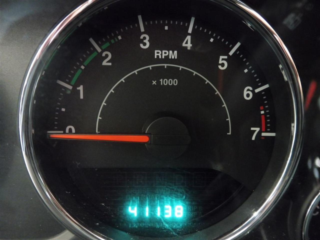 658323
