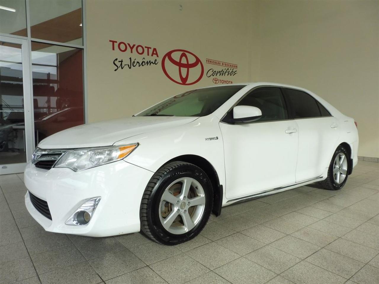 <a href=https://www.toyotastjerome.ca/occasion/Toyota-Camry_Hybride-2013.html>https://www.toyotastjerome.ca/occasion/Toyota-Camry_Hybride-2013.html</a>

* XLE * TOIT* MAGS * GPS * DÉMARREUR *BLUETOOTH * GR. ÉLEC. * UN SEUL PROPRIÉTAIRE *   ***MEILLEUR PRIX POUR VOTRE VÉHICULE DÉCHANGE ***  *** INSPECTION 127 POINTS EFFECTUÉ PAR NOS TECHNICIENS CERTIFIÉS TOYOTA ***   *** PLUS DE 50 VÉHICULES DOCCASION EN INVENTAIRE, SORTIE 39 DE LAUTOROUTE 15 ***  * Frais dadministration de 399$ non inclus