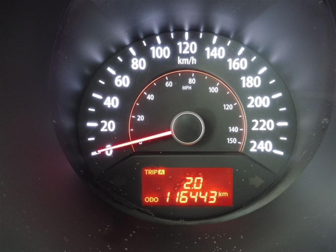 658370