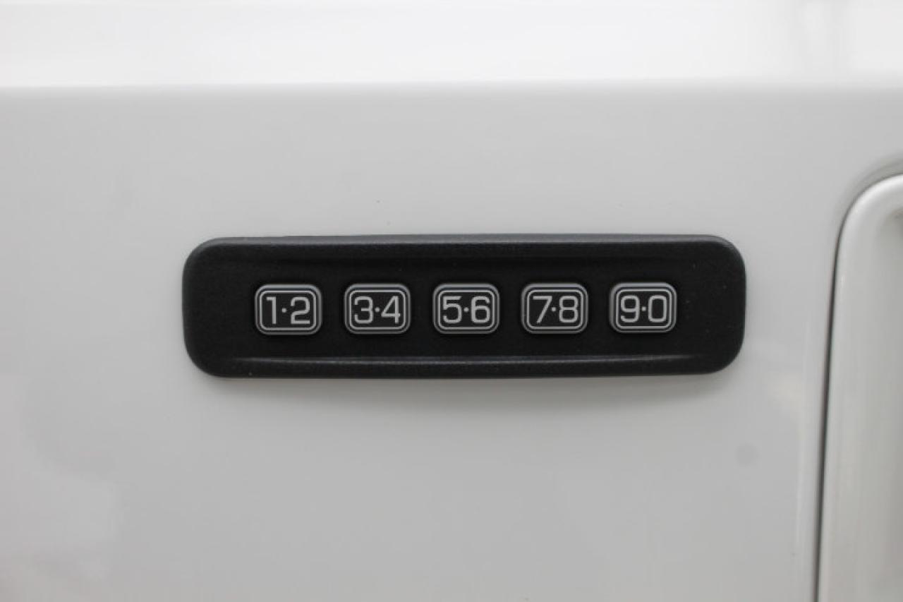 658372