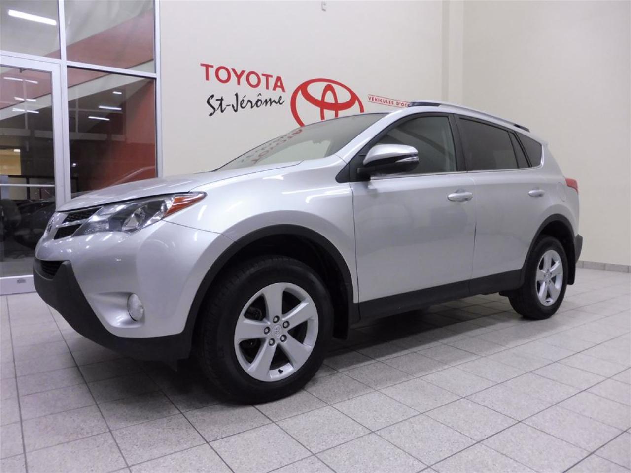 Used 2014 Toyota RAV4 Xle Toit Mags for sale in Mirabel, QC