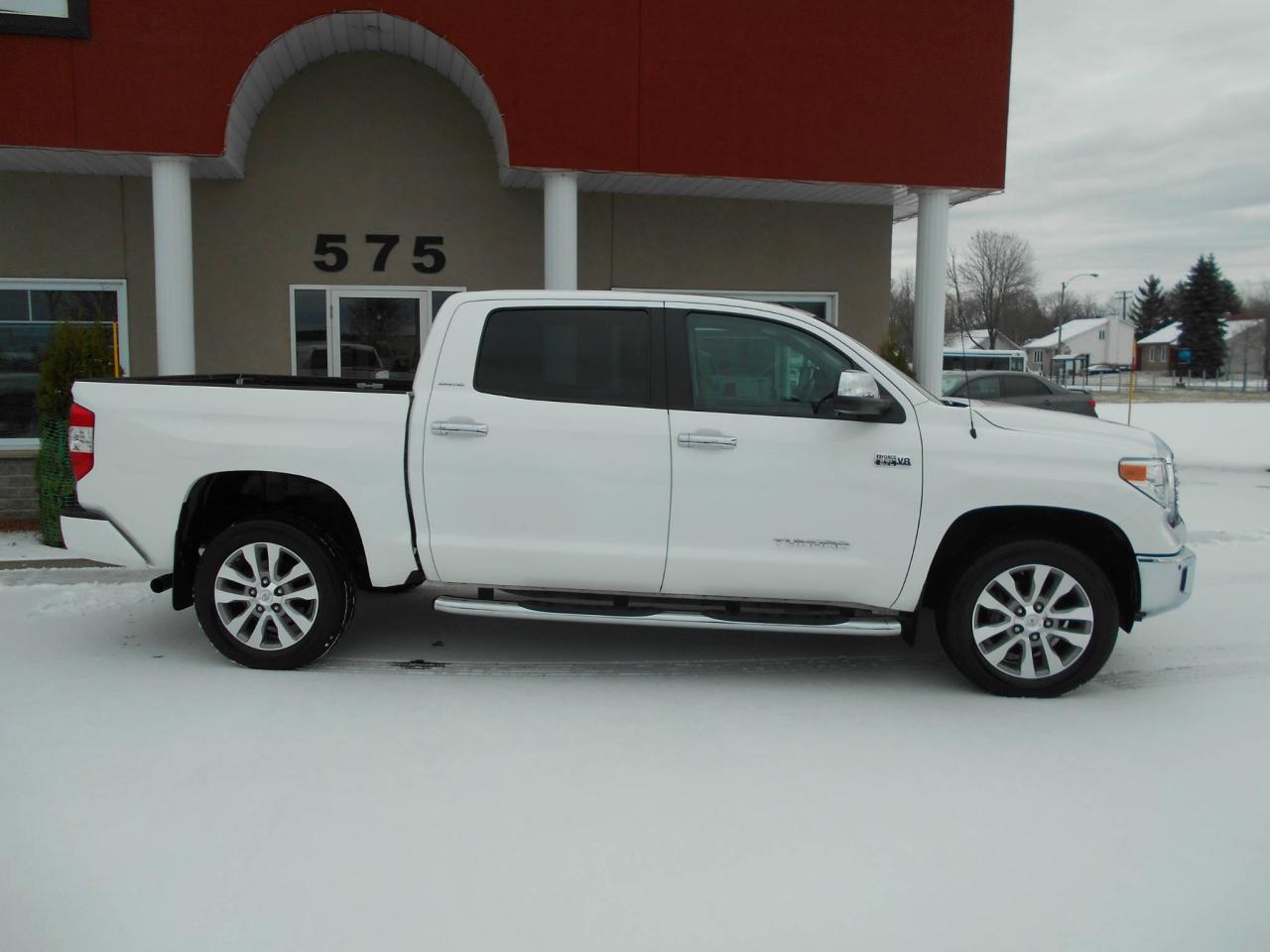 Used 2015 Toyota Tundra Cabine multiplaces max 4 RM 146 po 5,7 L for sale in Lévis, QC