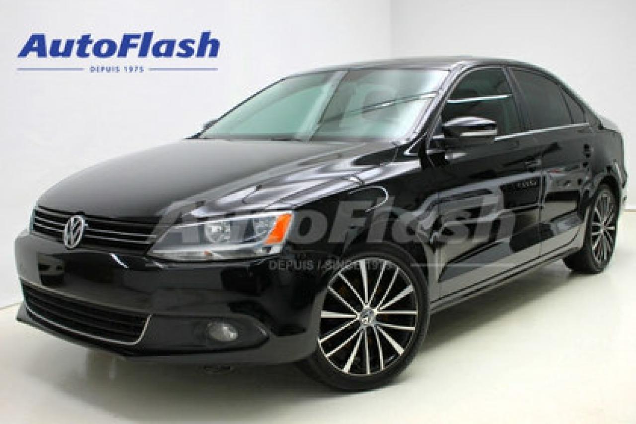 Used 2014 Volkswagen Jetta Highline Toit for sale in St-Hubert, QC