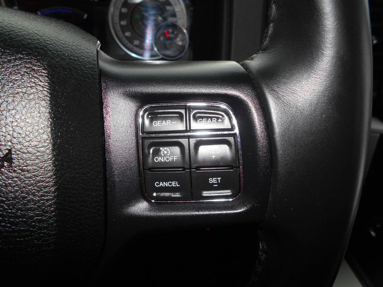 658483