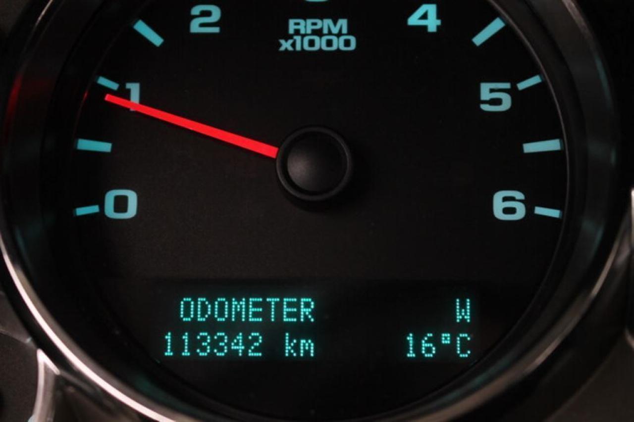 658493