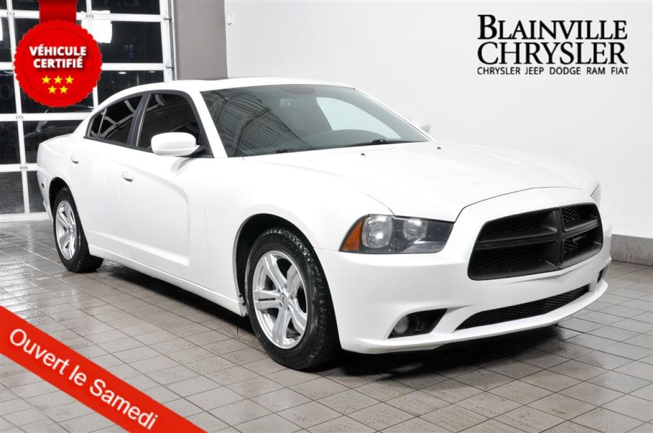 Used 2013 Dodge Charger SXT for sale in Blainville, QC