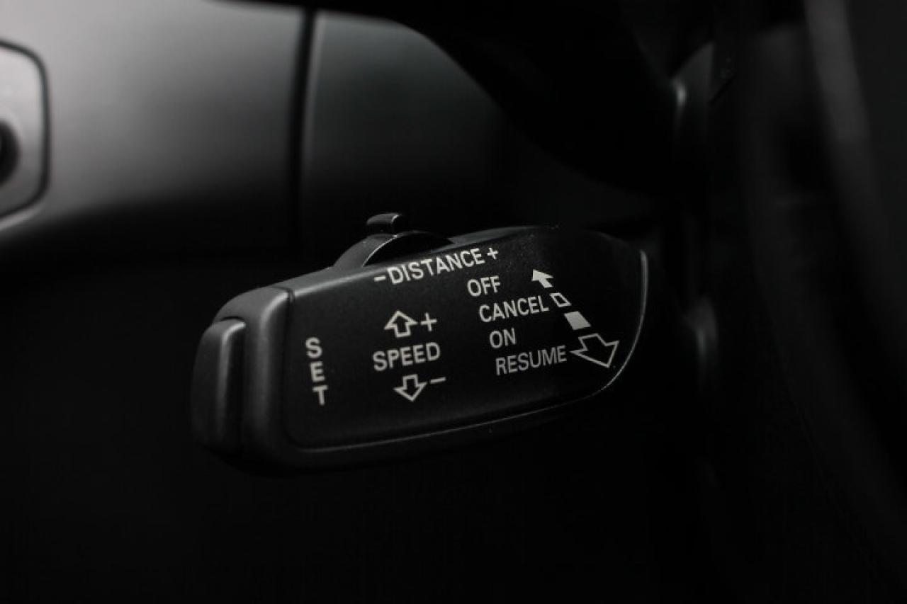 658814