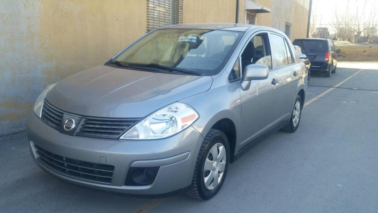 Used 2011 Nissan Versa  for sale in Laval, QC