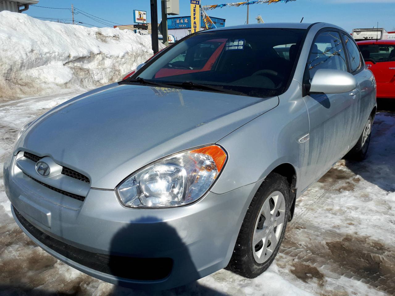 Used 2009 Hyundai Accent  for sale in Laval, QC