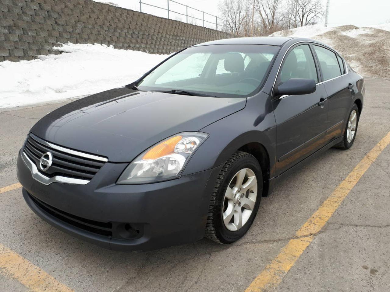 Used 2009 Nissan Altima  for sale in Laval, QC