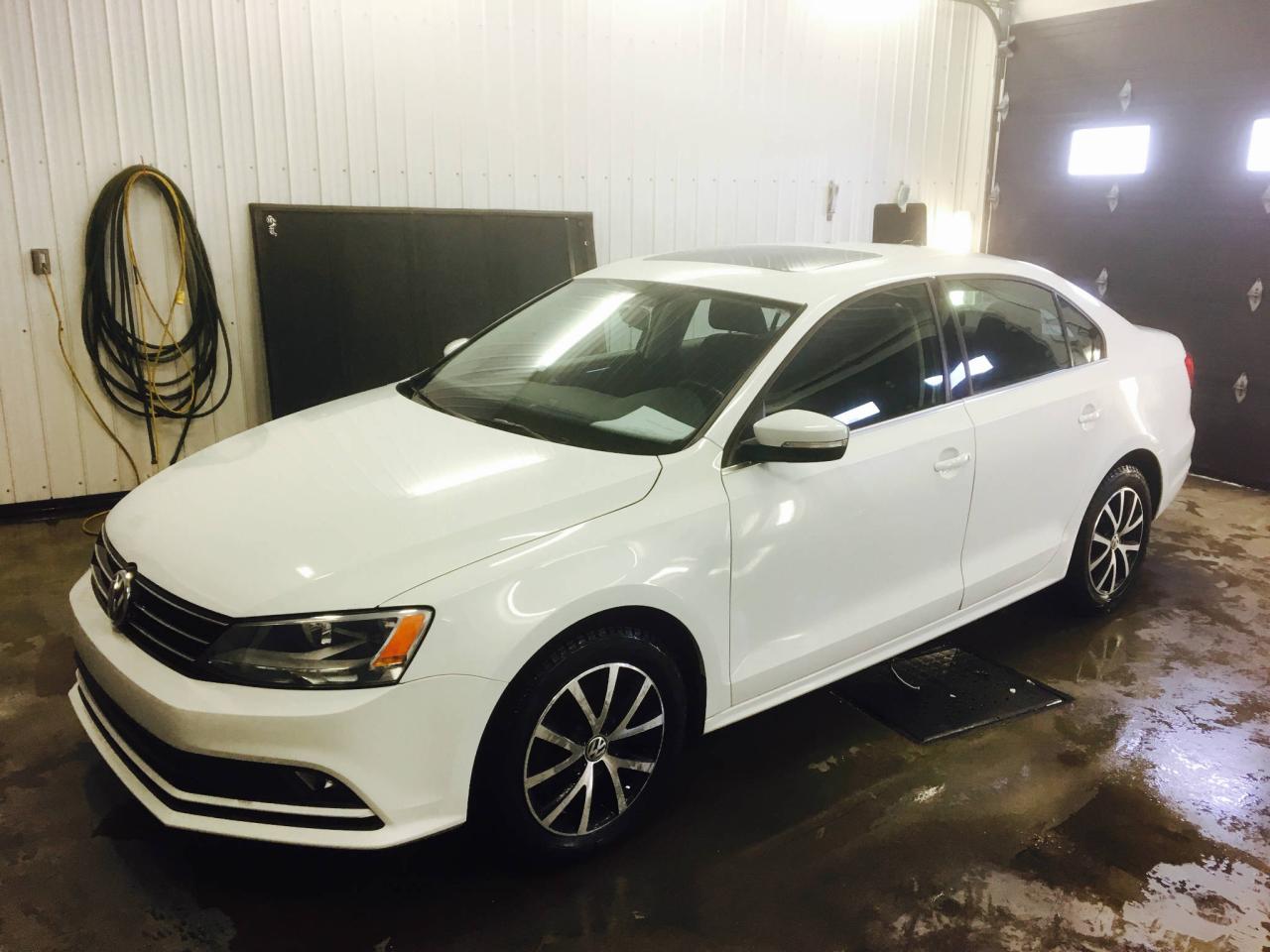 Used 2015 Volkswagen Jetta Comfortline **TDI Diesel** Auto DSG, Toi for sale in St-Agapit, QC