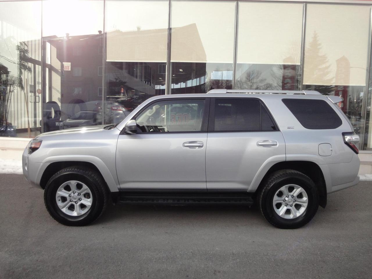 Used 2015 Toyota 4Runner SR5 for sale in Ste-Thérèse, QC