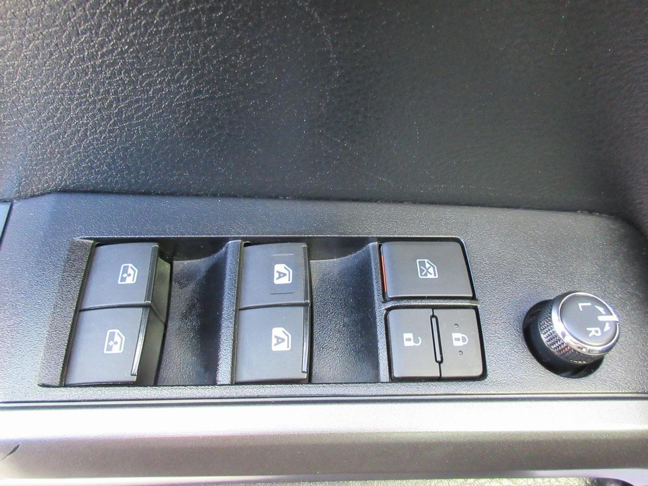 659093.11566882