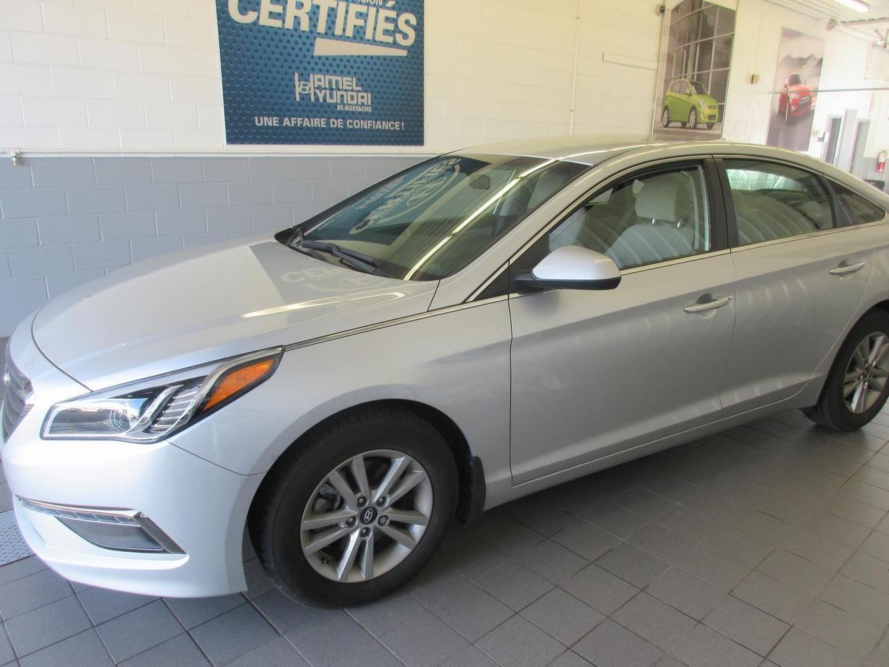<a href=https://www.hamelhyundai.com/occasion/Hyundai-Sonata-2015.html>https://www.hamelhyundai.com/occasion/Hyundai-Sonata-2015.html</a>

Le concessionnaire Hyundai à St-Eustache (près de Laval et St-Jérôme) vous accueille dans une salle de montre exclusivement dédiée à la présentation des véhicules doccasion. Nos véhicules doccasion sont soigneusement sélectionnés pour sassurer de répondre à vos besoins. Nos véhicules doccasion sont des véhicules doccasion certifiés Hyundai. Cette certification rigoureuse est accompagnée dune garantie et dun privilège déchange de 30 jours ou 2000 km. Nous avons de toutes marques et de tous les modèles dans notre inventaire, berline, hatchback, V.U.S., tout terrain, à hayon, camion, sedan, S.U.V., AWD, 4x4. 
*Tous nos véhicules sont inspectés en 120 points et les réparations nécessaires ont été effectuées. 
*Financement à partir de 2.99%
*Garantie disponibles pour véhicules certifiés PROMESSE H jusquà 200 000 km
*Assistance routière disponible
