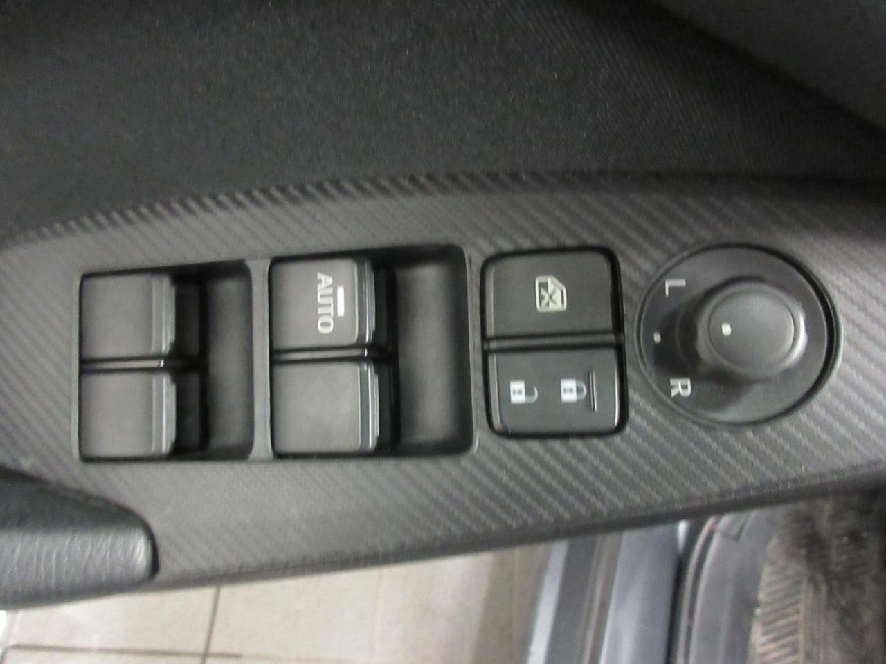 659198