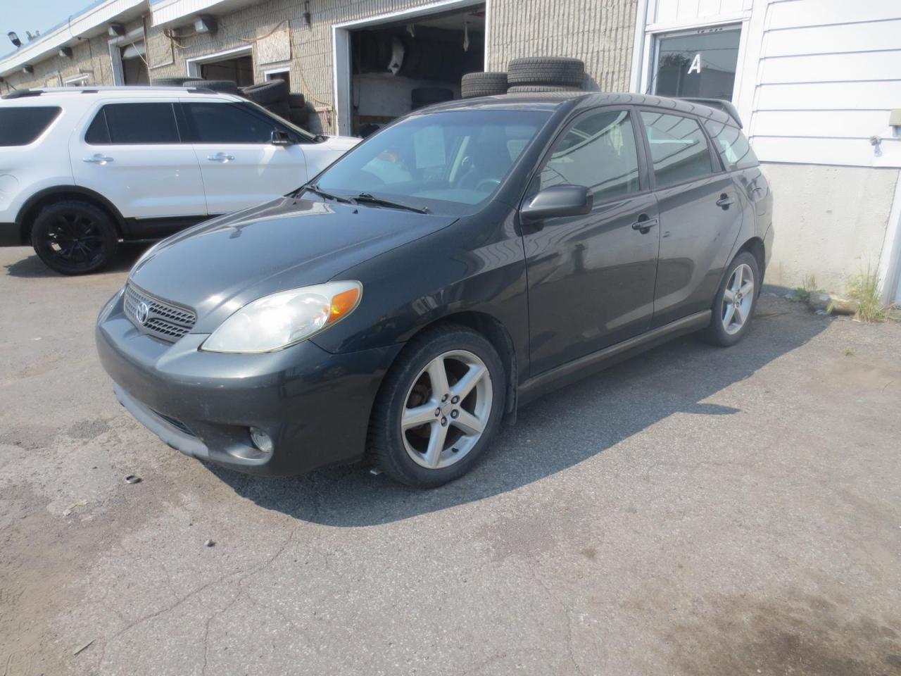 Used 2005 Toyota Matrix T.ÉQUIPÉ A/C for sale in Laval, QC