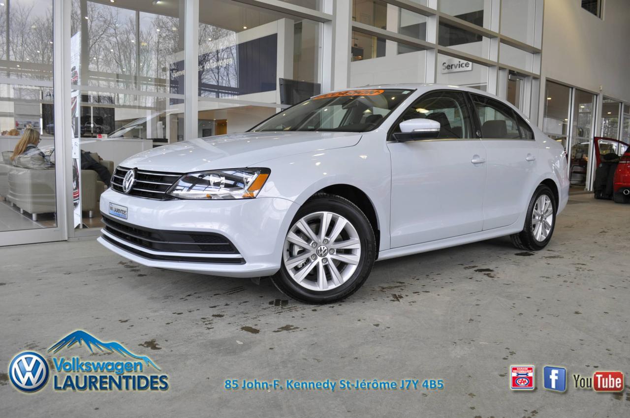 Used 2017 Volkswagen Jetta WOLFSBURG*TOIT*MAGS*0.9% for sale in St-Jérôme, QC