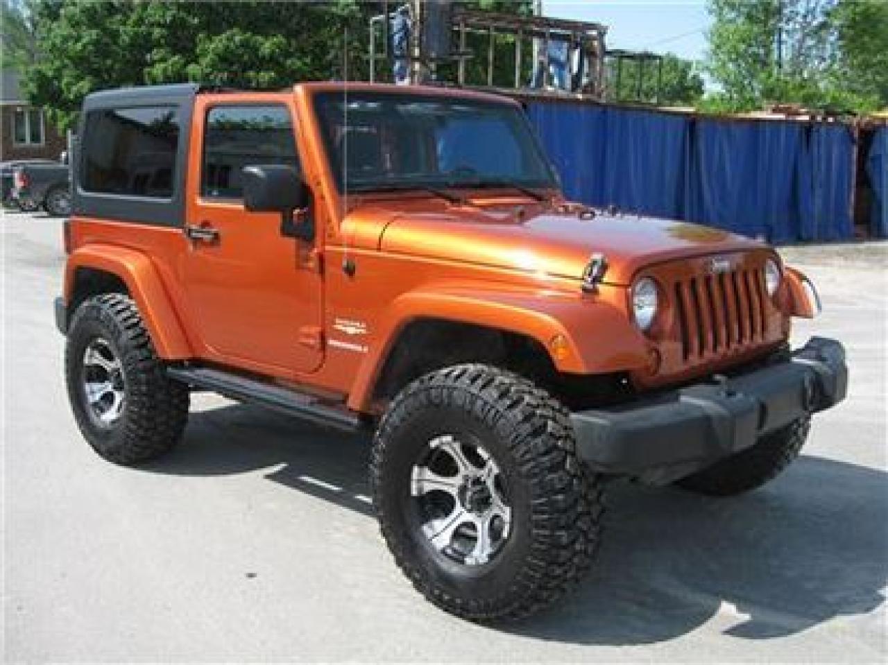 Used 2011 Jeep Wrangler SAHARA 4X4 for sale in Laval, QC