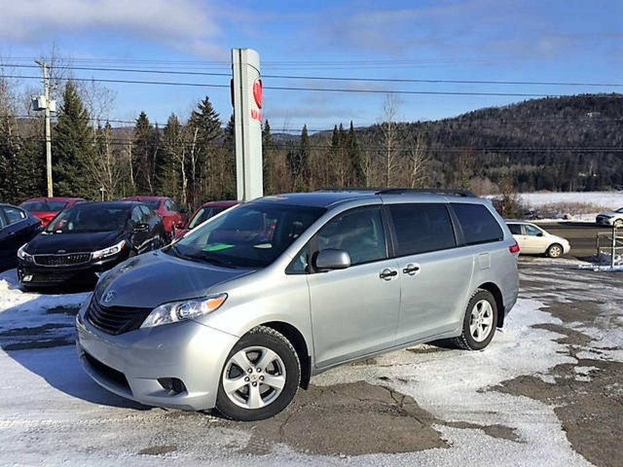 Used 2014 Toyota Sienna Sienna 7 places 3.5L 2014 *65000kilo*PNE for sale in Val-David, QC