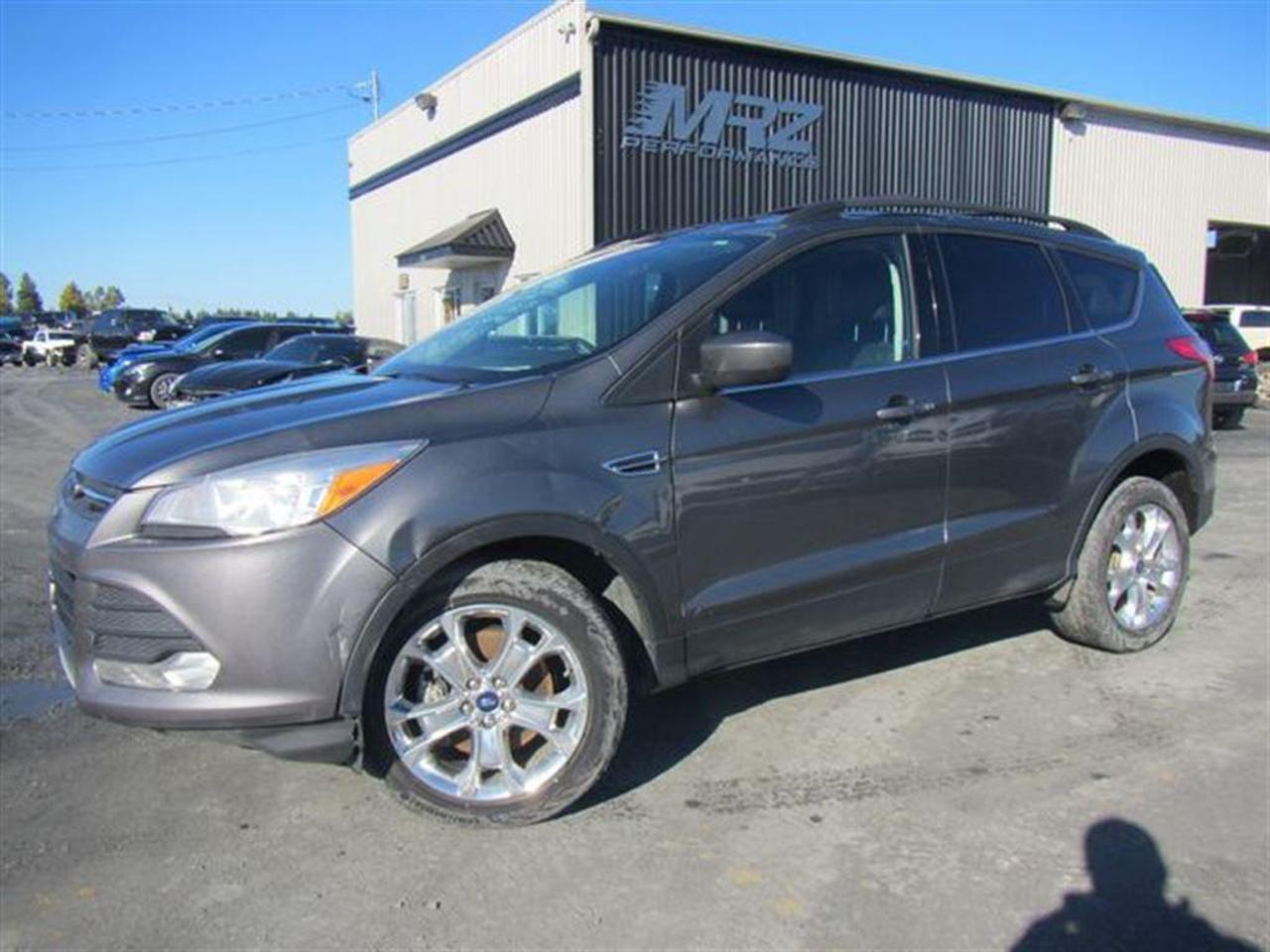 <a href=https://www.autoaubaine.com/Ford-Escape-c6851731.html>https://www.autoaubaine.com/Ford-Escape-c6851731.html</a>

** Garantie 3mois/5000km sur lensemble du véhicule si remis à neuf chez MRZ ** ÉCONOMIE GARANTIE DE 10% et même plus dans la majorité des cas! ** Service inégalé - Financement avantageux - Échanges acceptés - On équivaut la garantie dorigine! ** Cest LENGAGEMENT MRZ - découvrez en tous les avantages au www.MRZPERFORMANCE.com et en magasin **

Ford Escape SE 2013 Gris Sterling métallique, Très belle couleur recherché!! - * Visitez le WWW.MRZPERFORMANCE.COM pour tous détails et beaucoup plus de photos! *- Dommages très légers! impossible de trouver un véhicule avec moins de pièces à mettre que celui là! - Moteur 4 Cyl Ecoboost de 1.6l - TRÈS économique et très puissant! - Transmission automatique 6 vitesses. Traction intégrale ( AWD ) - Très économique!! +/- 8.5 litres au 100km!! Full équip!! Mags 18 chrome - Intérieur en cuir noir - Siège électriques et chauffants - Fog lights - Miroirs électriques et chauffants - Vitres teintées - Aileron - Rack de toit - A/C dual zones - Servodirection - MYFORD TOUCH - Commandes au volant - Système de navigation GPS - Lecteur CD - Cruise control - Tout électrique - SYNC - Key less pad - ETC! Accidenté très léger sur la carrosserie seulement. Besoin seulement des deux miroirs, aile avg, flare avg, aile avd ( réparable ), pare-brise. Mécanique aucunement touché et en parfait état de marche!! Les deux cotés de toit, la porte avd, la porte avg, la voute, le bumper av et le bumper arr sont à réparer légèrement. Calott de toit a réparé ou changer. Les 2 ballons rideau et la ceinture AVG sont déployés ( très abordables chez Ford ). Nous pouvons vous fournir les pièces nécessaires à la réparation de ce véhicule à prix très compétitif. Disponible tel quel ou réparé par des professionnels et inspecté par la SAAQ - Très facilement réparable à faible coût. Ne ratez pas cette chance de vous procurez un Escape SE tout équipé à un prix plus quabordable!! ** VGA CANADIEN / SALVAGE TITLE ** - Le véhicule a 1 clé - Valeur à neuf de près de 35 000$!! À voir sans faute! Pas de camouflage de dommages sur nos véhicules! PLUSIEURS AUTRES ESCAPE 2013 et 2014 EN STOCK!! Venez nous voir ou allez visiter notre site internet pour plus dinformations! *** Acheter en toute tranquillité car nous sommes membres AMVOQ! Automobiles MRZ, la référence dans laccidenté léger au Québec! WE SPEAK ENGLISH PLEASE CONTACT US - MRZ IS THE VEHICLE CAR EXPORT AND IMPORT SPECIALIST - USA - AFRICA - MIDDLE EAST - EUROPE - MRZ EST LE SPÉCIALISTE EN EXPORTATION et IMPORTATION DE VÉHICULES - USA - AFRIQUE - EUROPE - PROCHE ORIENT - Visitez-nous aussi sur Facebook - Merci!