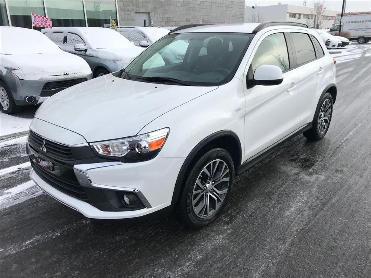 Used 2017 Mitsubishi RVR Se 2.4 Ltd Awd for sale in St-Hubert, QC