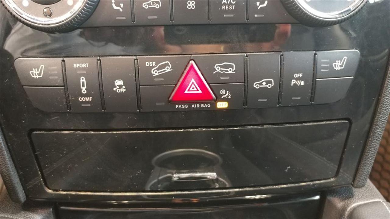 659764