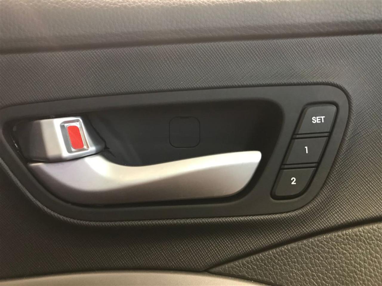 659786