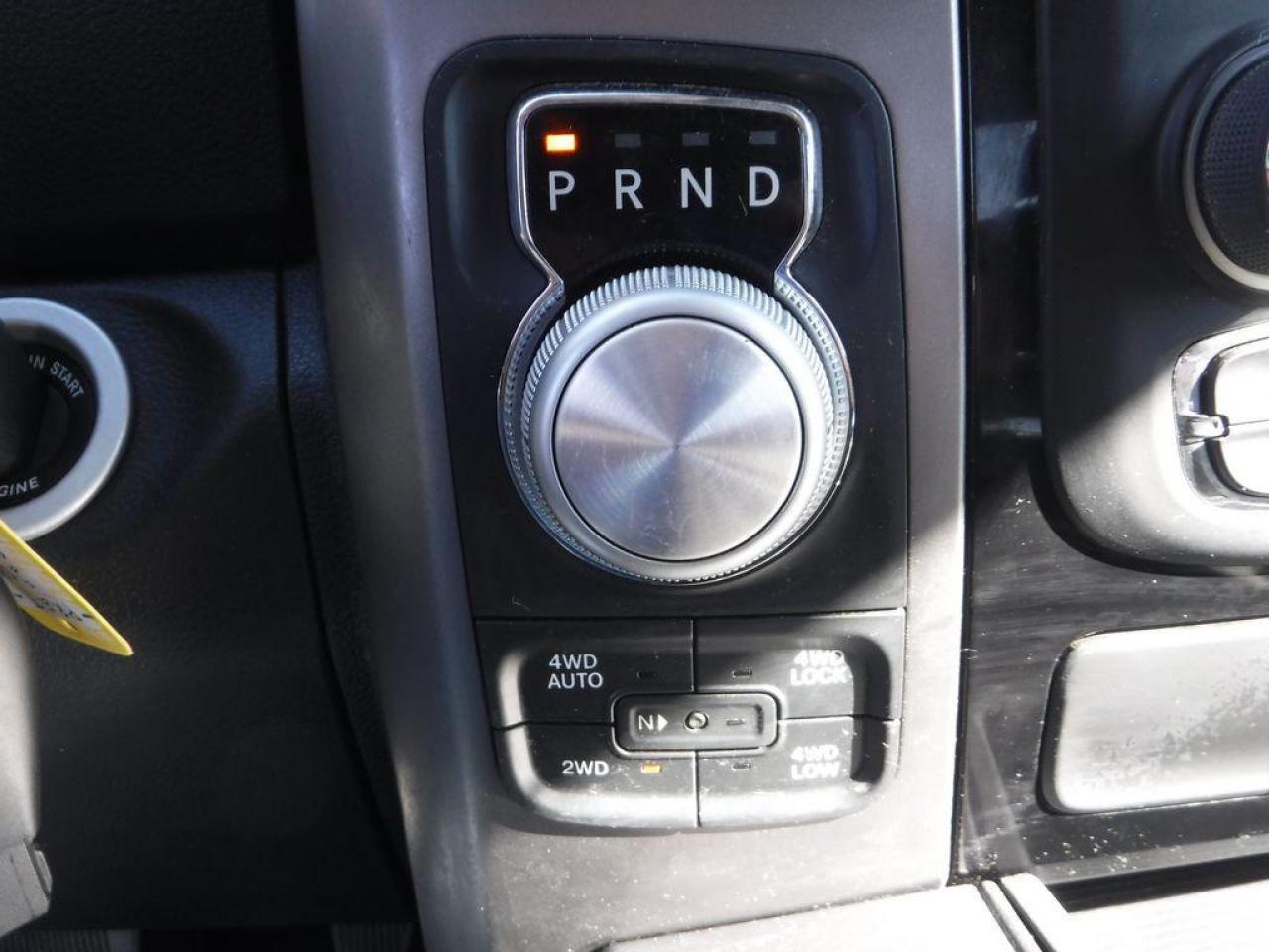 659800