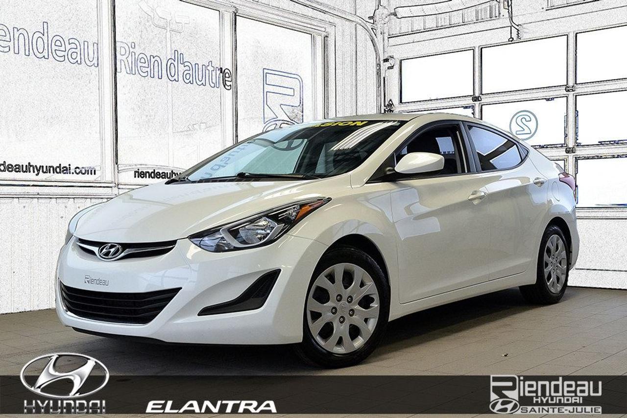<a href=https://www.riendeauhyundai.com/occasion/Hyundai-Elantra-2014.html>https://www.riendeauhyundai.com/occasion/Hyundai-Elantra-2014.html</a>

**JAMAIS ACCIDENTÉ**UN SEUL PROPRIÉTAIRE** VITRES TEINTÉES, ANTIROUILLE, CLIMATISEUR, VITRES ET PORTIÈRES ÉLECTRIQUES, PRISE USB, RÉGULATEUR DE VITESSE, SIÈGES CHAUFFANTS, COMMANDES AUDIO MONTÉES AU VOLANT, RÉTROVISEURS ÉLECTRIQUES ET CHAUFFANTS...rabais au financement de 490$ inclus dans le prix affiché!!!  RIENDEAU HYUNDAI  Un concessionnaire établi depuis 1993 ayant vue 3 générations.   Ouvert le samedi de 10h à 16h  Rejoignez-nous en tout temps au 514-709-2886.   Vous manquez de temps pour venir nous visiter? Laissez-nous le savoir et profitez de notre service de visite à domicile ou au travail selon votre horaire!   Sachez que tous nos véhicules sont inspectés par nos techniciens certifiés Hyundai et quun rapport Carproof est disponible en tout temps sur demande.   Venez faire lexpérience Riendeau Hyundai et choisissez parmi notre vaste inventaire de véhicules doccasion avec des taux certifiés à partir de 2.9% et demandez à propos de nos promotions sur nos pneus dhivers.   À proximité de Montréal, Longueuil, Brossard, St-Hubert, St-Hyacinthe, Drummondville, Saint-Basile-le-Grand, Boucherville, Varennes et Chambly. Venez constatez pourquoi tant de clients choisissent Riendeau Hyundai et rien dautre.   ================================================================  A dealer establish since 1993 and with 3 generations.   Open on Saturday from 10h to 16h.   Call us anytime at 514-709-2886.   Lacking time to visit us? Let us know and benefit of our home and office service following your schedule.   Know that our vehicles are inspected by our Hyundai certified technicians and that a Carproof report is available at anytime on demand.   Come meet the experience Riendeau Hyundai and chose within our massive inventory of used car with certified interest rate starting at 2.9% and ask us about our promotion on winter tires.  Close to Montreal, Longueuil, Brossard, St-Hubert, Ste-Hyacinthe, Drummondville, Saint-Basile-le-Grand, Boucherville, Varennes and Chambly. Let us show you why so many customer choose Riendeau Hyundai and nothing else!