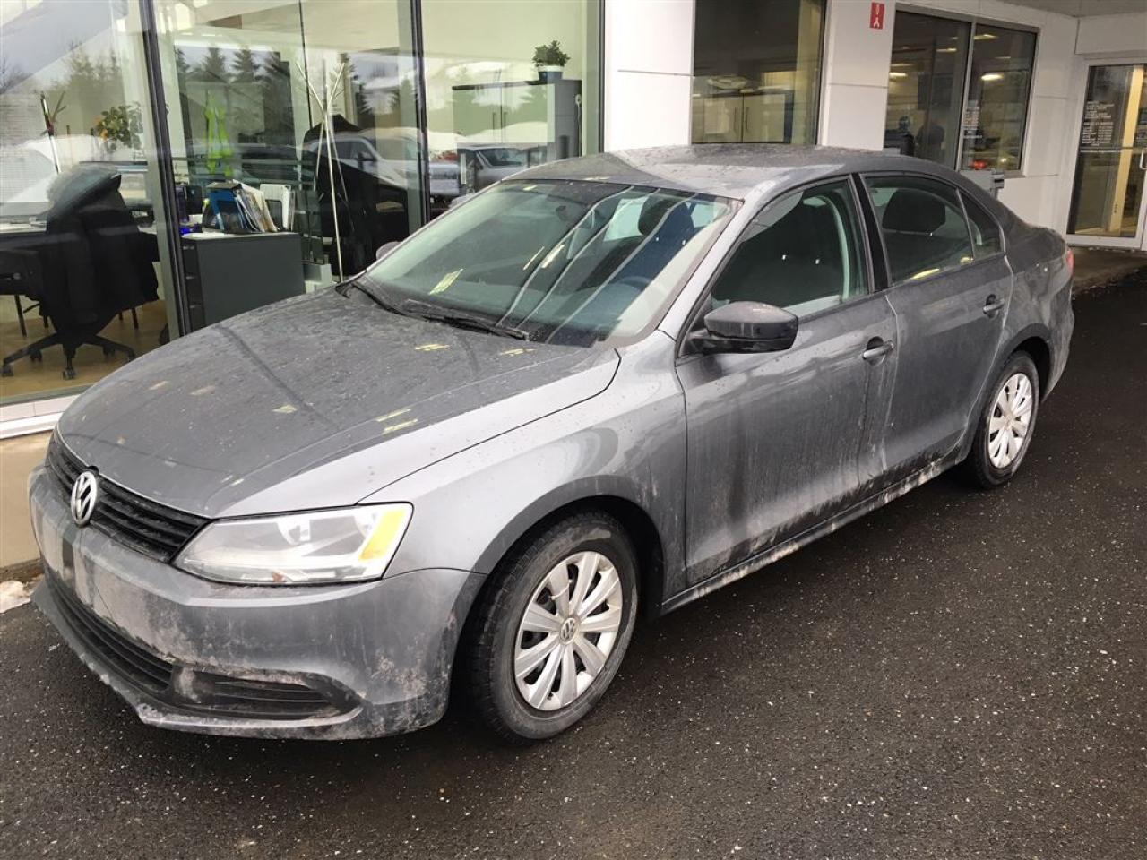 Used 2011 Volkswagen Jetta 2.0l Trendline + A/c for sale in Ste-Julie, QC