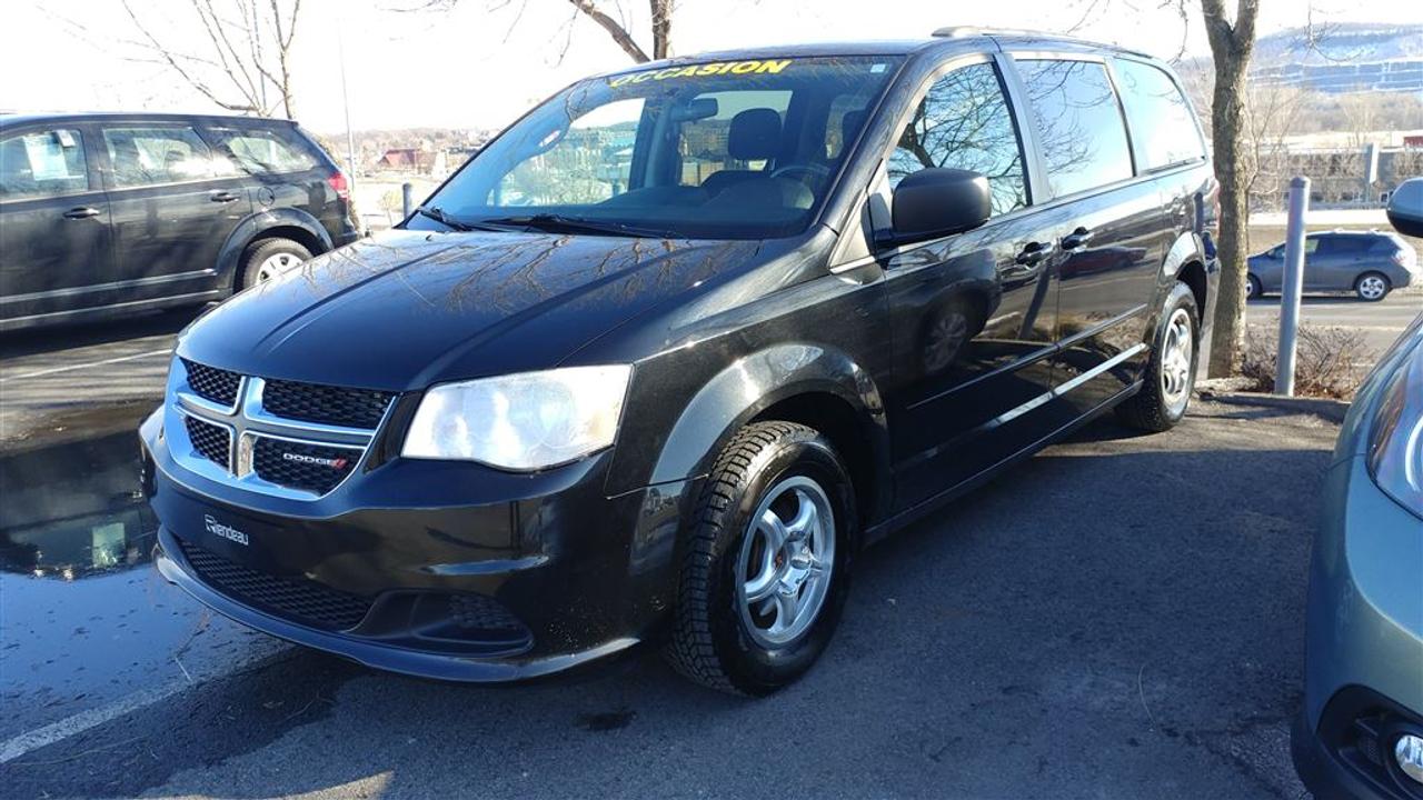<a href=https://www.riendeauhyundai.com/occasion/Dodge-Grand_Caravan-2013.html>https://www.riendeauhyundai.com/occasion/Dodge-Grand_Caravan-2013.html</a>

**JAMAIS ACCIDENTÉ** PORTES ET VITRES ÉLECTRIQUES, CLIMATISATION, RÉGULATEUR DE VITESSE, CONSOLE DE RANGEMENT CENTRAL, STOW AND GO, PNEU HIVER SUR MAGS DÉJÀ SUR LE VÉHICULE...rabais de 500$ au financement déjà inclus au prix affiché.      RIENDEAU HYUNDAI        Un concessionnaire établi depuis 1993 ayant vue 3 générations.           Ouvert le samedi de 10h à 16h      Rejoignez-nous en tout temps au 514-709-2886.           Vous manquez de temps pour venir nous visiter? Laissez-nous le savoir et profitez de notre service de visite à domicile ou au travail selon votre horaire!           Sachez que tous nos véhicules sont inspectés par nos techniciens certifiés Hyundai et quun rapport Carproof est disponible en tout temps sur demande.           Venez faire lexpérience Riendeau Hyundai et choisissez parmi notre vaste inventaire de véhicules doccasion avec des taux certifiés à partir de 2.9% et demandez à propos de nos promotions sur nos pneus dhivers.           À proximité de Montréal, Longueuil, Brossard, St-Hubert, St-Hyacinthe, Drummondville, Saint-Basile-le-Grand, Boucherville, Varennes et Chambly. Venez constatez pourquoi tant de clients choisissent Riendeau Hyundai et rien dautre.           ================================================================          A dealer establish since 1993 and with 3 generations.           Open on Saturday from 10h to 16h.       Call us anytime at 514-709-2886.           Lacking time to visit us? Let us know and benefit of our home and office service following your schedule.           Know that our vehicles are inspected by our Hyundai certified technicians and that a Carproof report is available at anytime on demand.           Come meet the experience Riendeau Hyundai and chose within our massive inventory of used car with certified interest rate starting at 2.9% and ask us about our promotion on winter tires.          Close to Montreal, Longueuil, Brossard, St-Hubert, Ste-Hyacinthe, Drummondville, Saint-Basile-le-Grand, Boucherville, Varennes and Chambly. Let us show you why so many customer choose Riendeau Hyundai and nothing else!