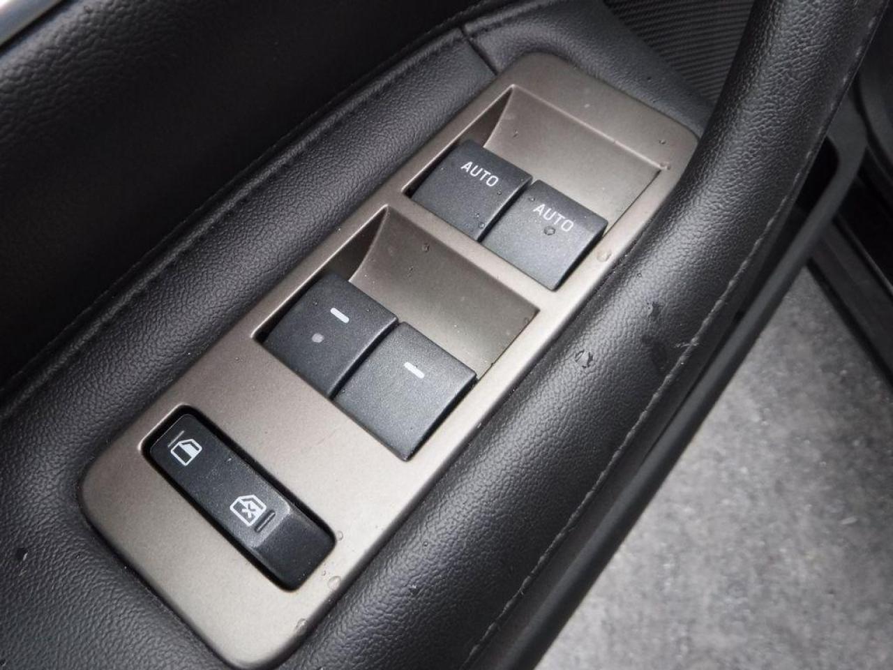 659876