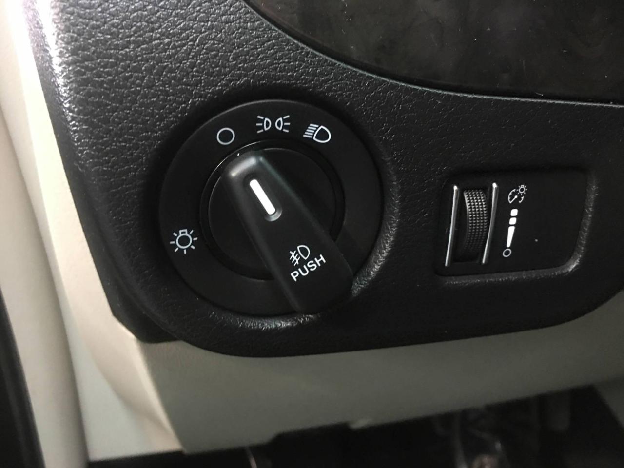 659884