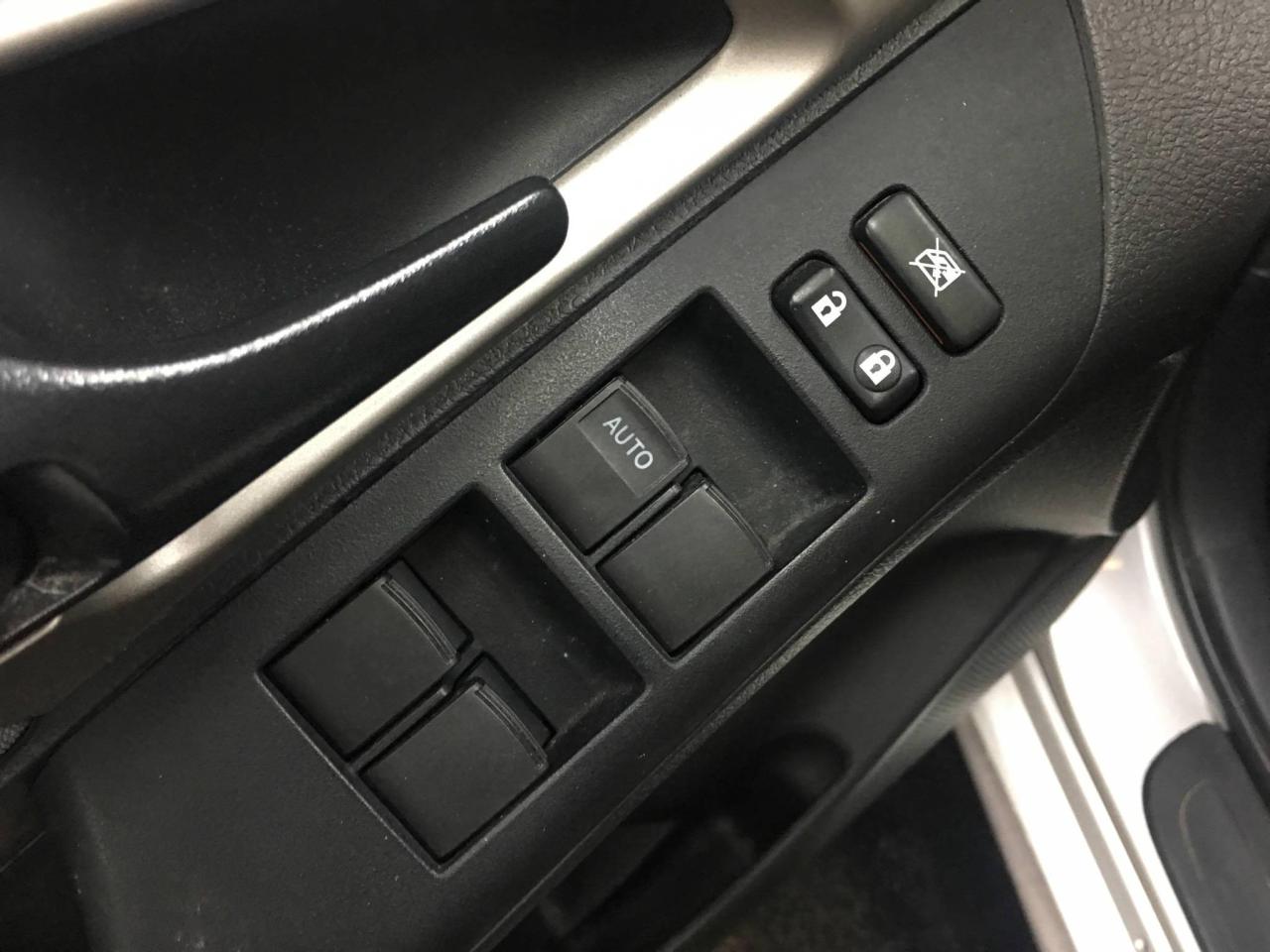 659906