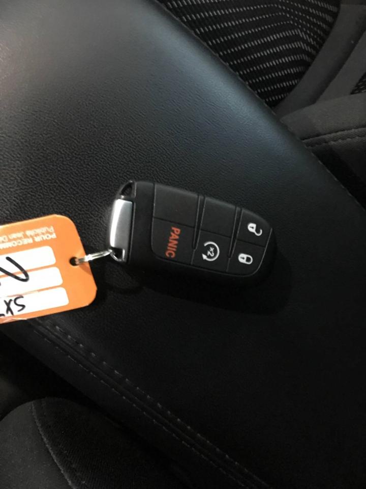 659910