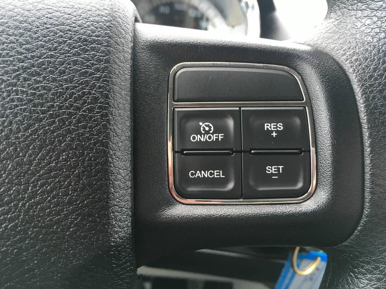 659923
