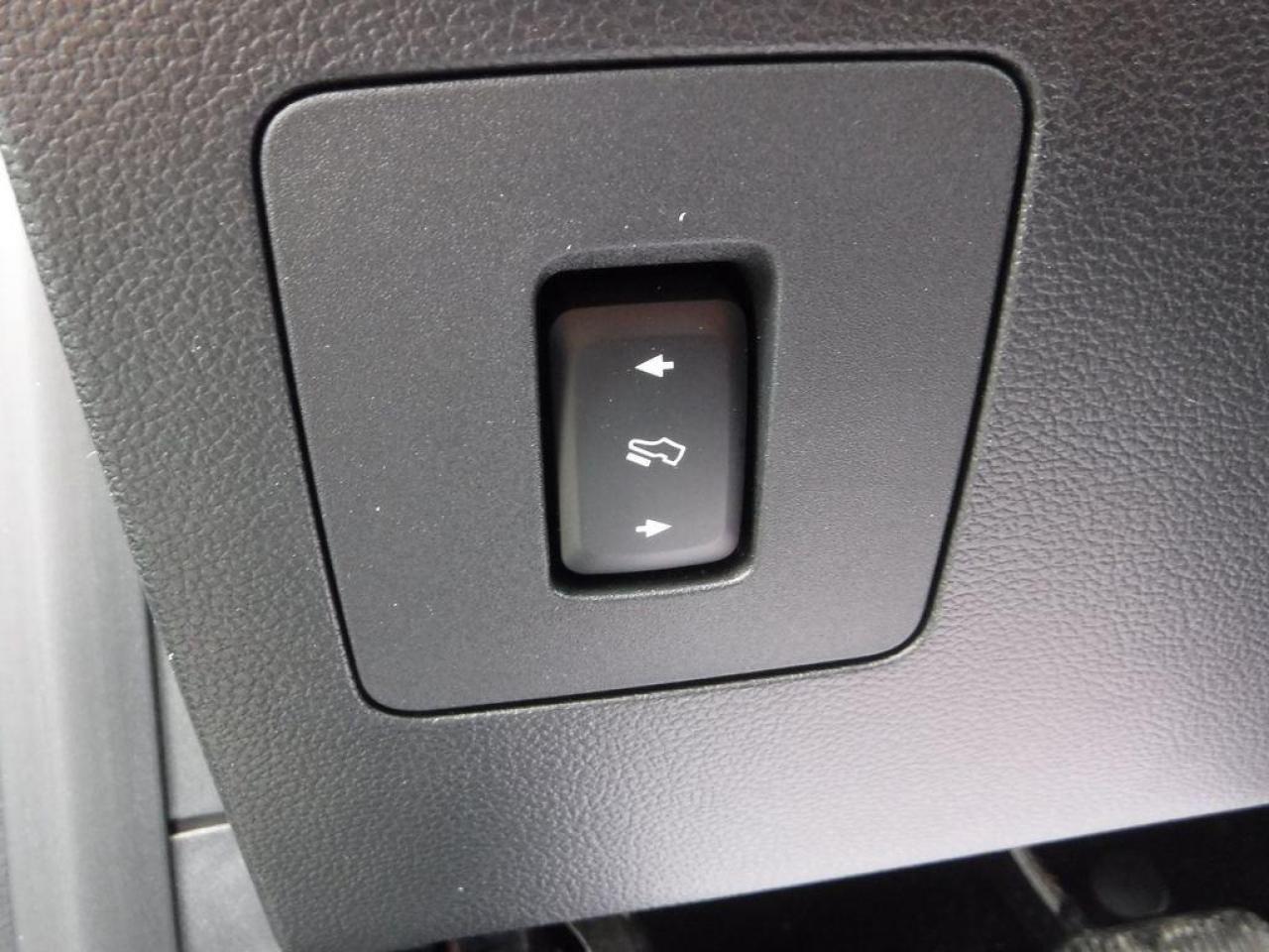 659932